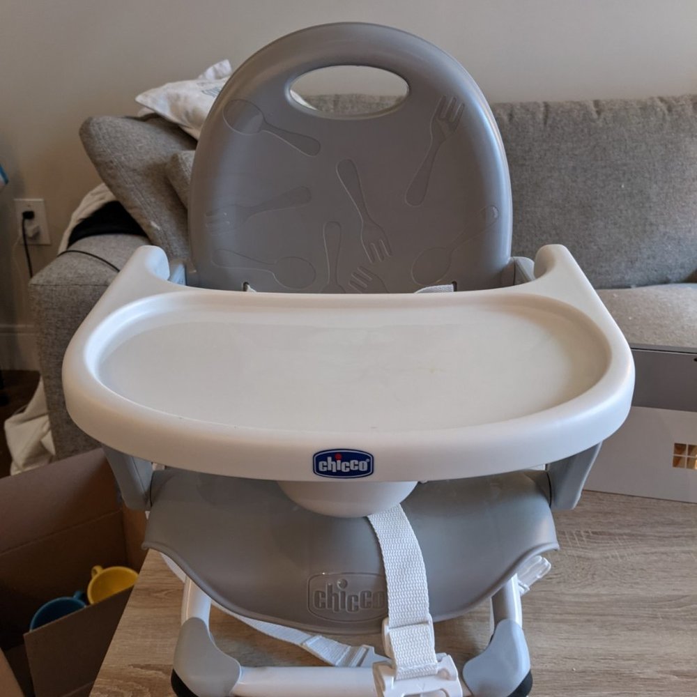 Chicco Pocket Snack Booster Seat